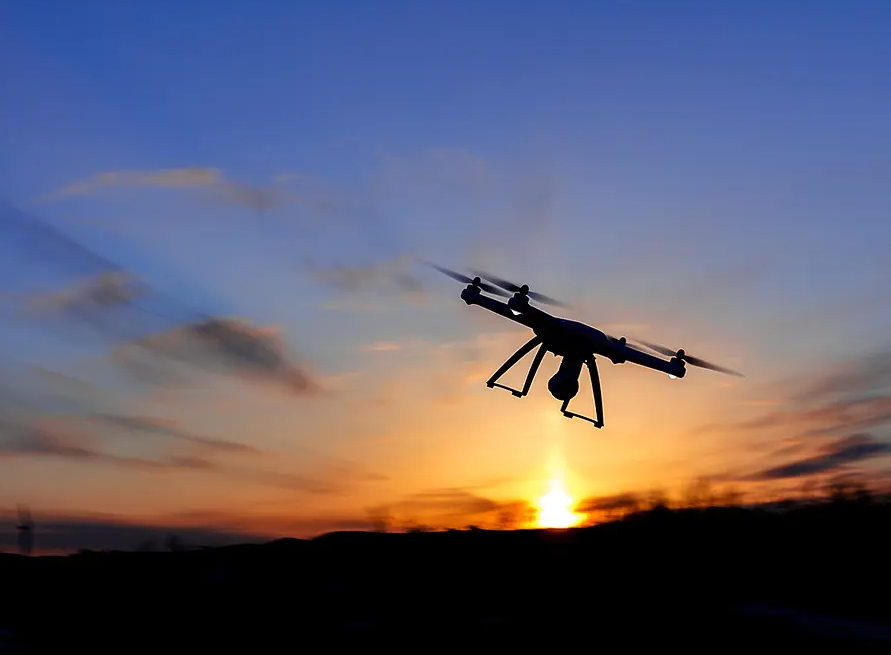 無(wú)人機(jī)航拍技術(shù)讓“環(huán)境違法”無(wú)處遁形(圖1) 無(wú)人機(jī)航拍技術(shù)讓“環(huán)境違法”無(wú)處遁形(圖1)