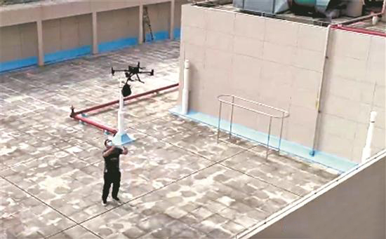 無人機(jī)空投藥品助力疫情防控(圖1) 無人機(jī)空投藥品助力疫情防控(圖1)