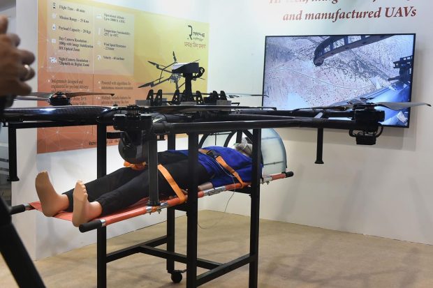 印度“救護(hù)車無人機(jī)”亮相 極端環(huán)境下可提供人員急救(圖1) 印度“救護(hù)車無人機(jī)”亮相 極端環(huán)境下可提供人員急救(圖1)