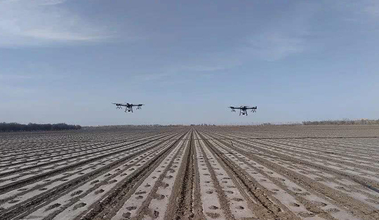 無人機(jī)技術(shù)在現(xiàn)代農(nóng)業(yè)領(lǐng)域的應(yīng)用與發(fā)展(圖3) 無人機(jī)技術(shù)在現(xiàn)代農(nóng)業(yè)領(lǐng)域的應(yīng)用與發(fā)展(圖3)