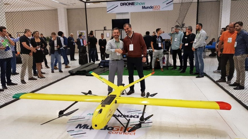 巴西航空工業(yè)公司投資無人機(jī)新業(yè)務(wù)(圖1) 巴西航空工業(yè)公司投資無人機(jī)新業(yè)務(wù)(圖1)