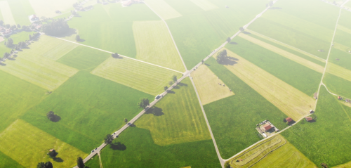 千里眼植保無(wú)人機(jī)引領(lǐng)行業(yè)新潮流(圖1) 千里眼植保無(wú)人機(jī)引領(lǐng)行業(yè)新潮流(圖1)