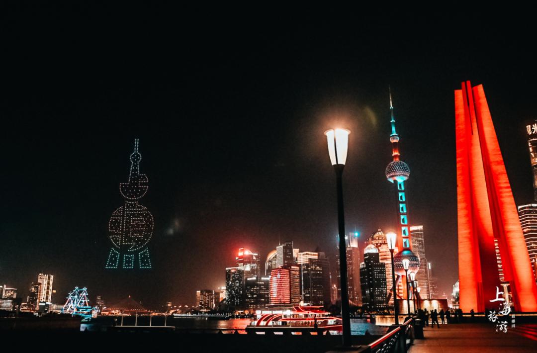 數(shù)百架光影無人機(jī)亮相黃浦江、蘇州河交匯處(圖3)