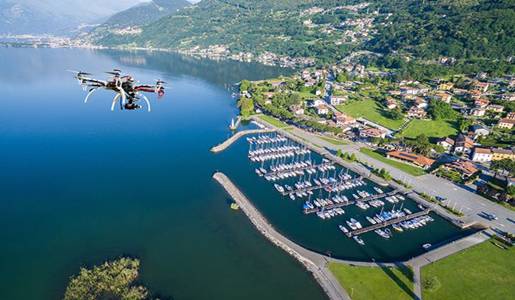 千里眼環(huán)保無人機揪出偷排污染企業(yè)(圖1) 千里眼環(huán)保無人機揪出偷排污染企業(yè)(圖1)