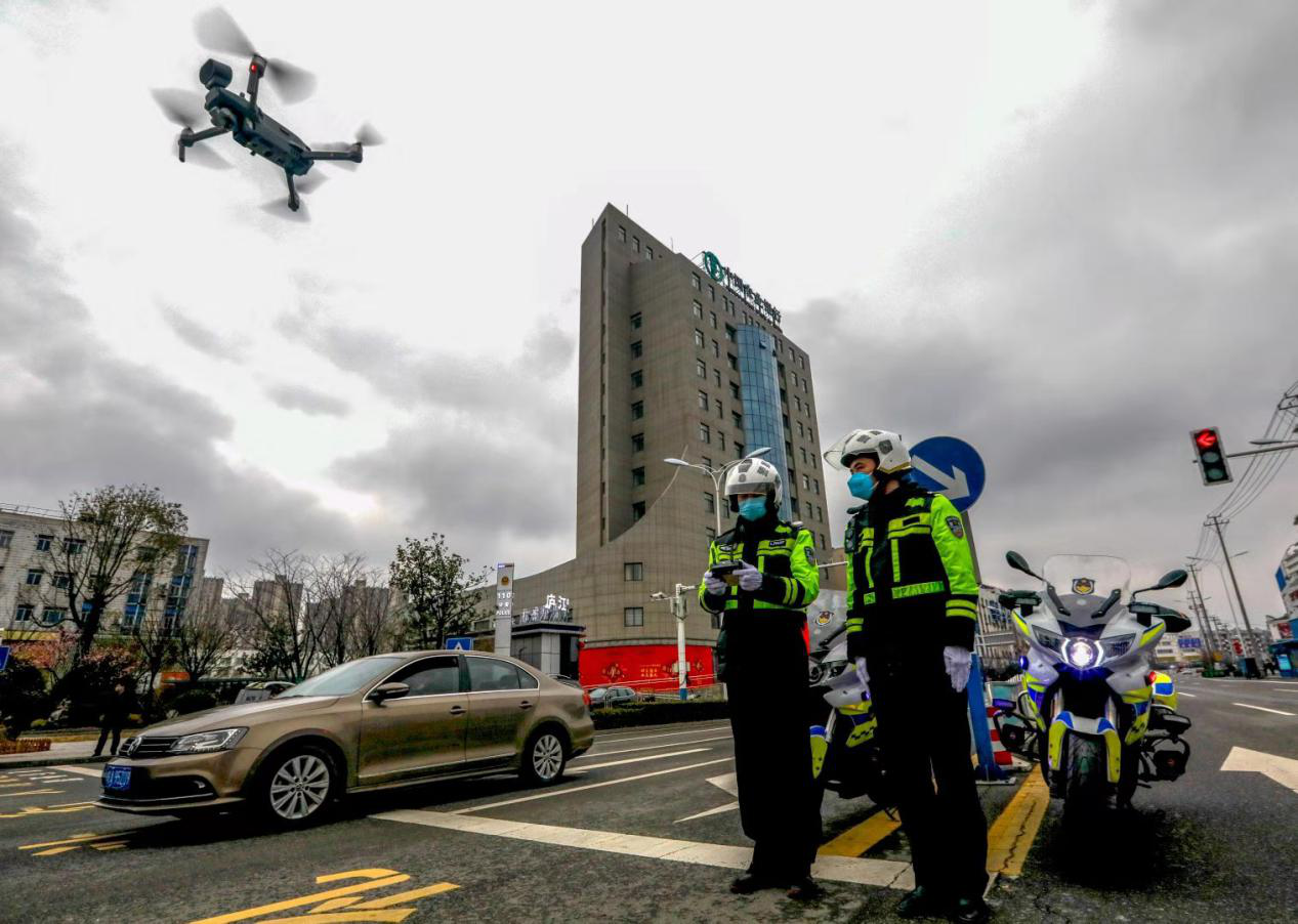 警用工業(yè)無人機(jī)有哪些應(yīng)用場景?(圖1) 警用工業(yè)無人機(jī)有哪些應(yīng)用場景?(圖1)