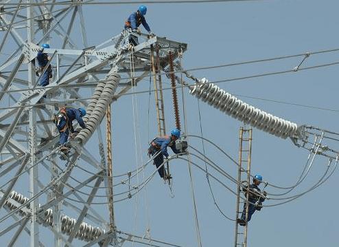 電力巡檢無人機(jī)真的能替代人工巡檢嗎?(圖2) 電力巡檢無人機(jī)真的能替代人工巡檢嗎?(圖2)